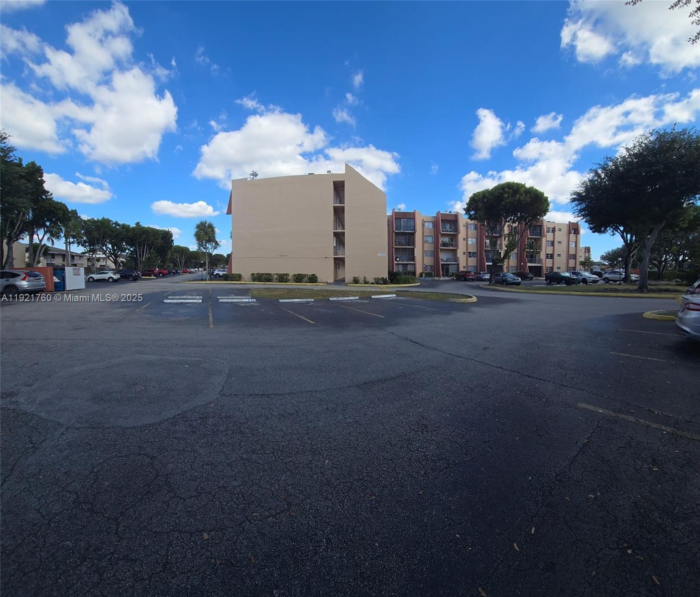 RAMBLEWOOD CONDO C - Residential