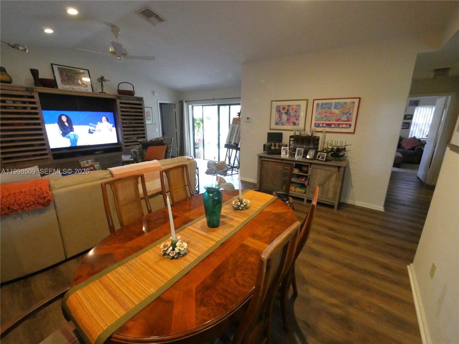 LAKES OF BOCA BARWOOD 1 - Residential