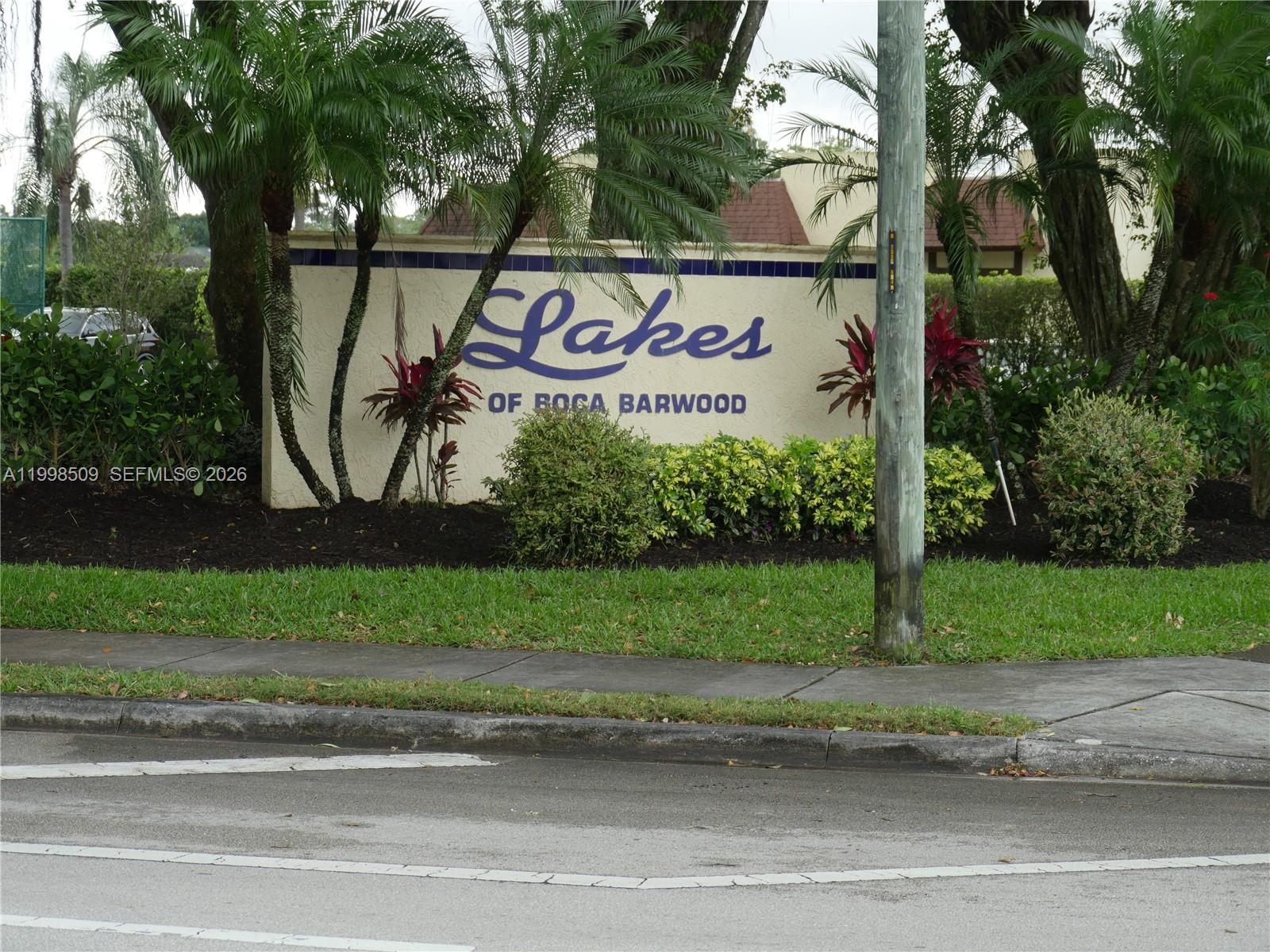 LAKES OF BOCA BARWOOD 1 - Residential