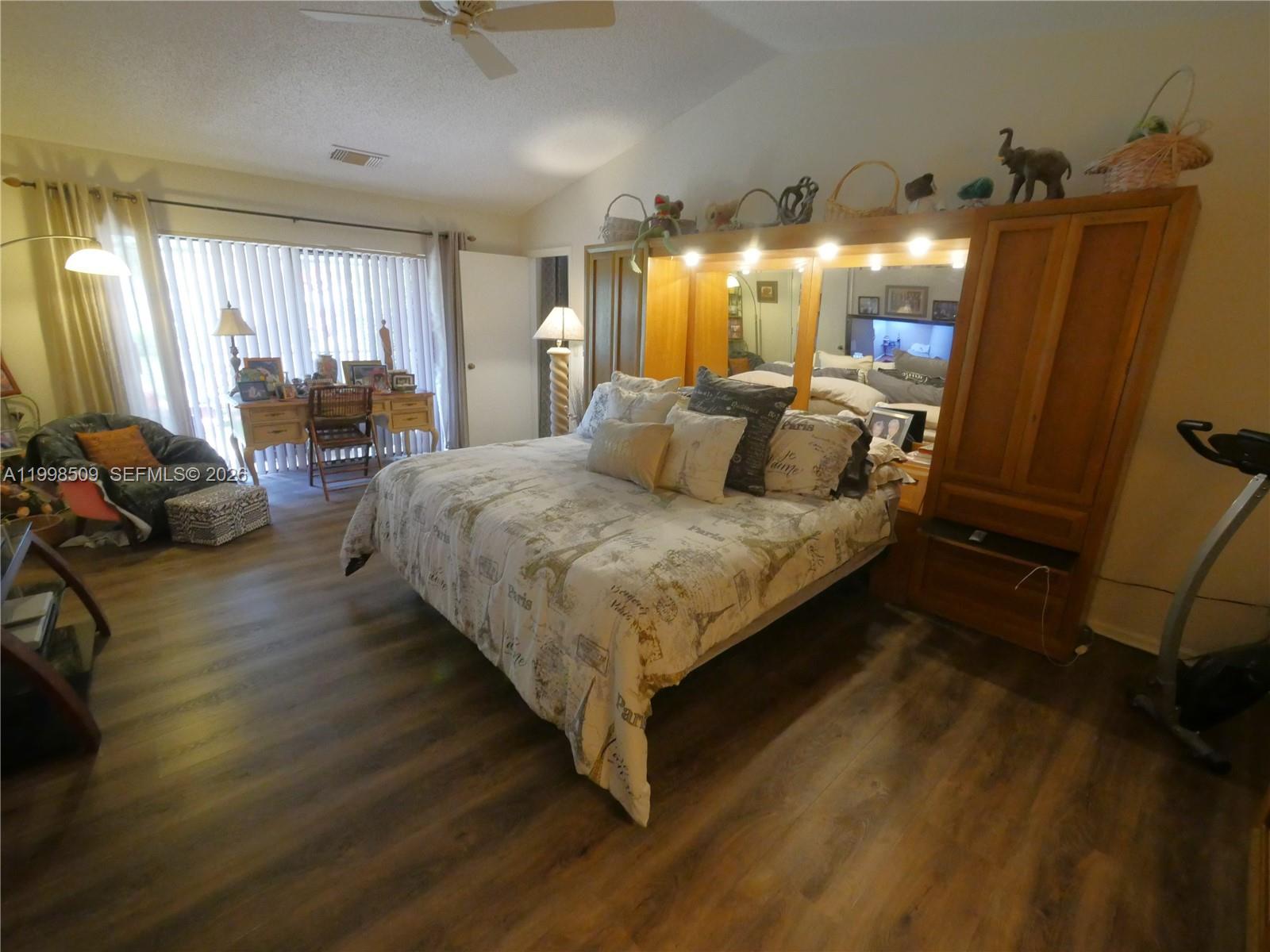 LAKES OF BOCA BARWOOD 1 - Residential