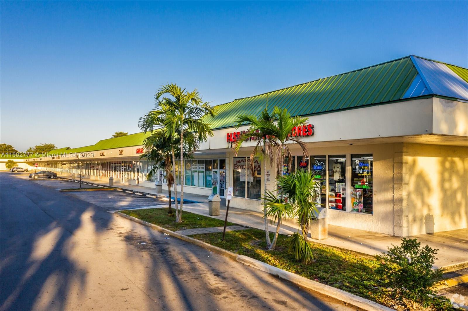 1,400 SF retail space in near turnkey condition. Vacant and ready now!
