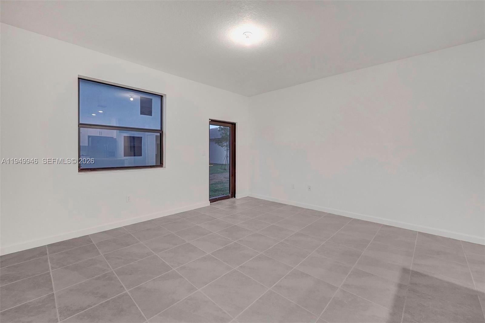 PINE VISTA - Residential