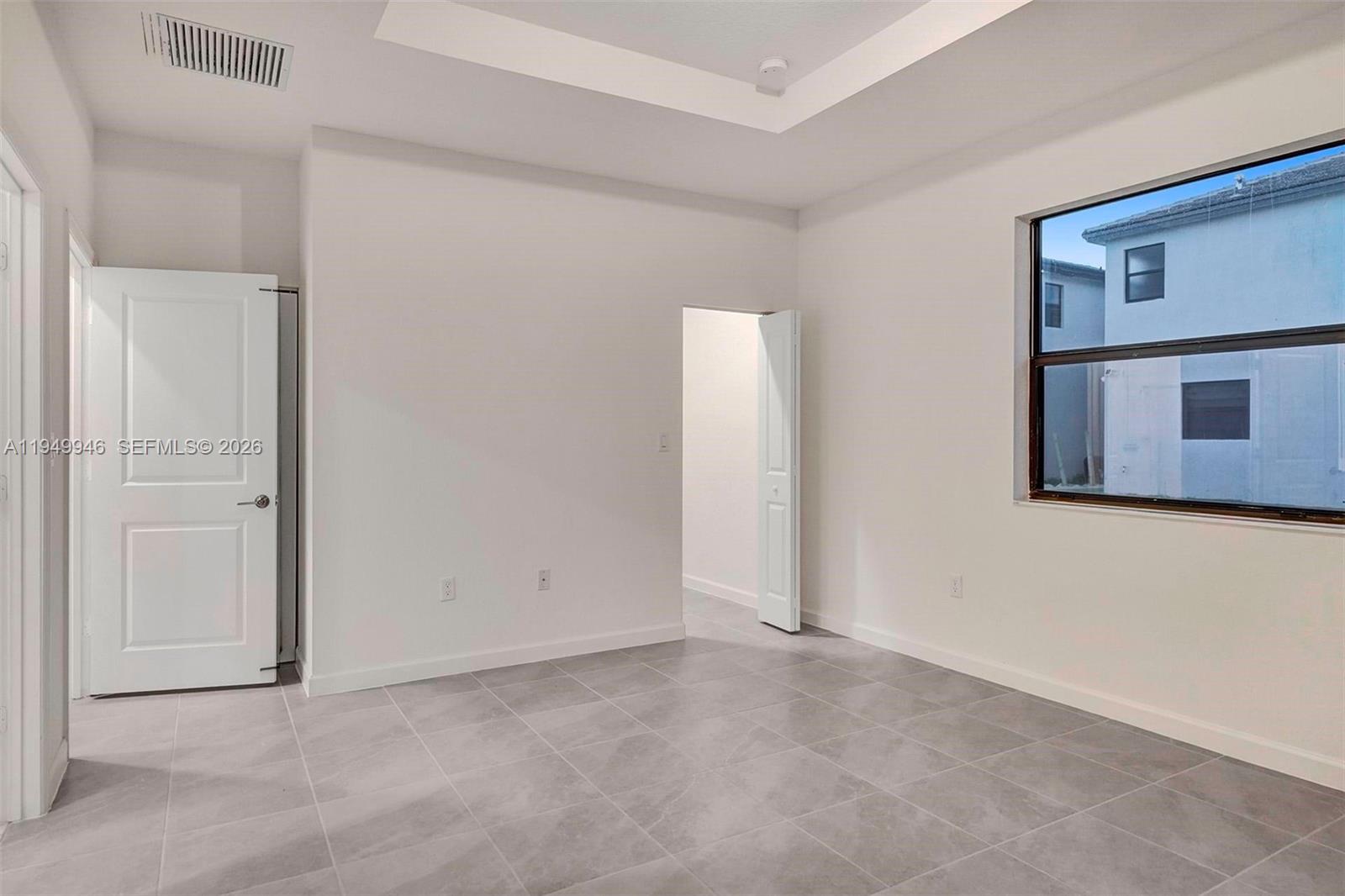 PINE VISTA - Residential