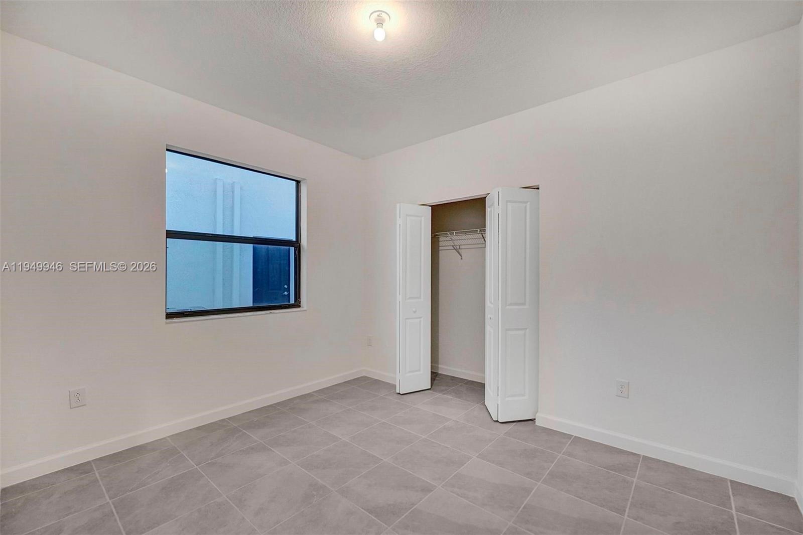 PINE VISTA - Residential