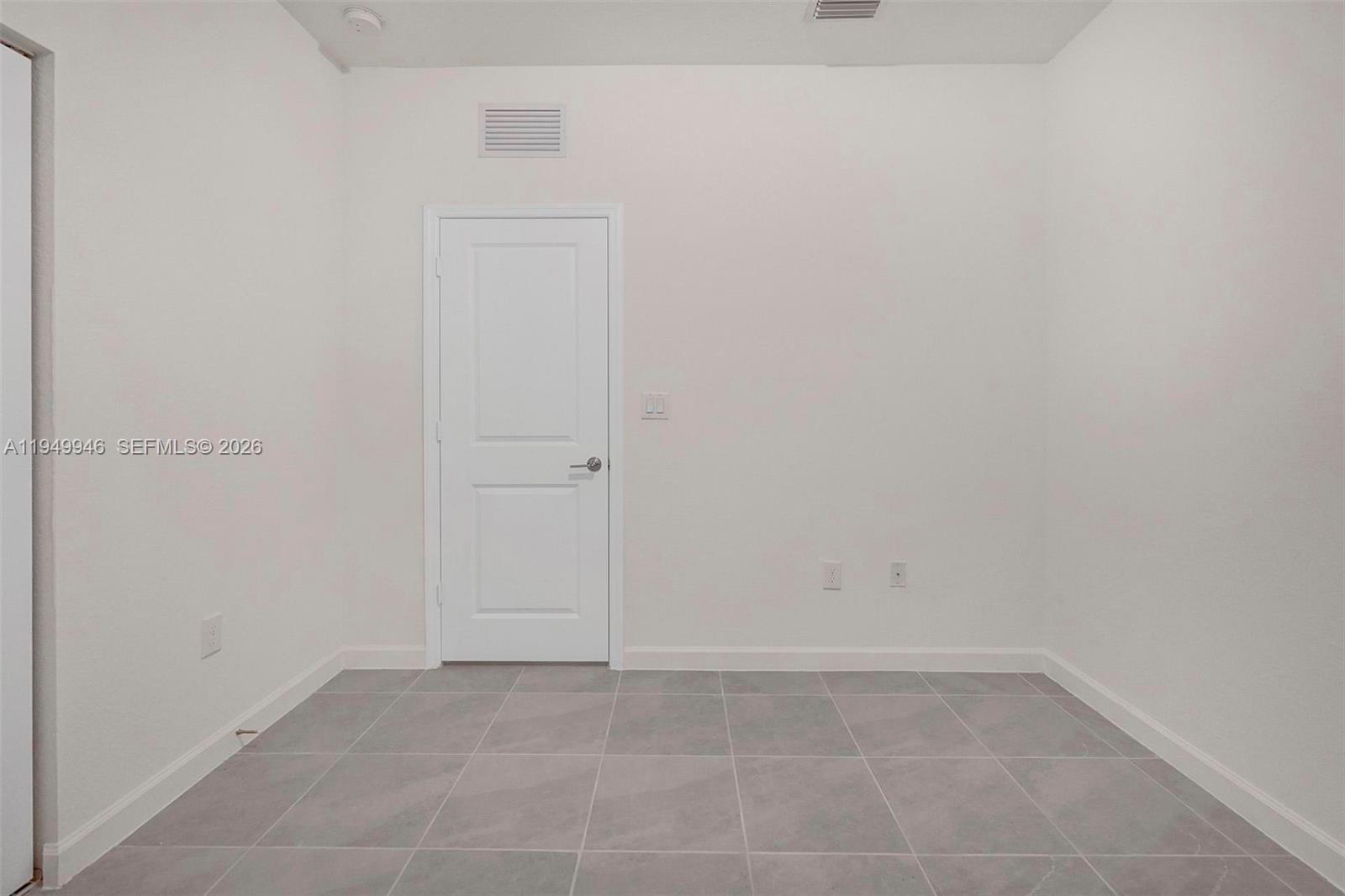 PINE VISTA - Residential