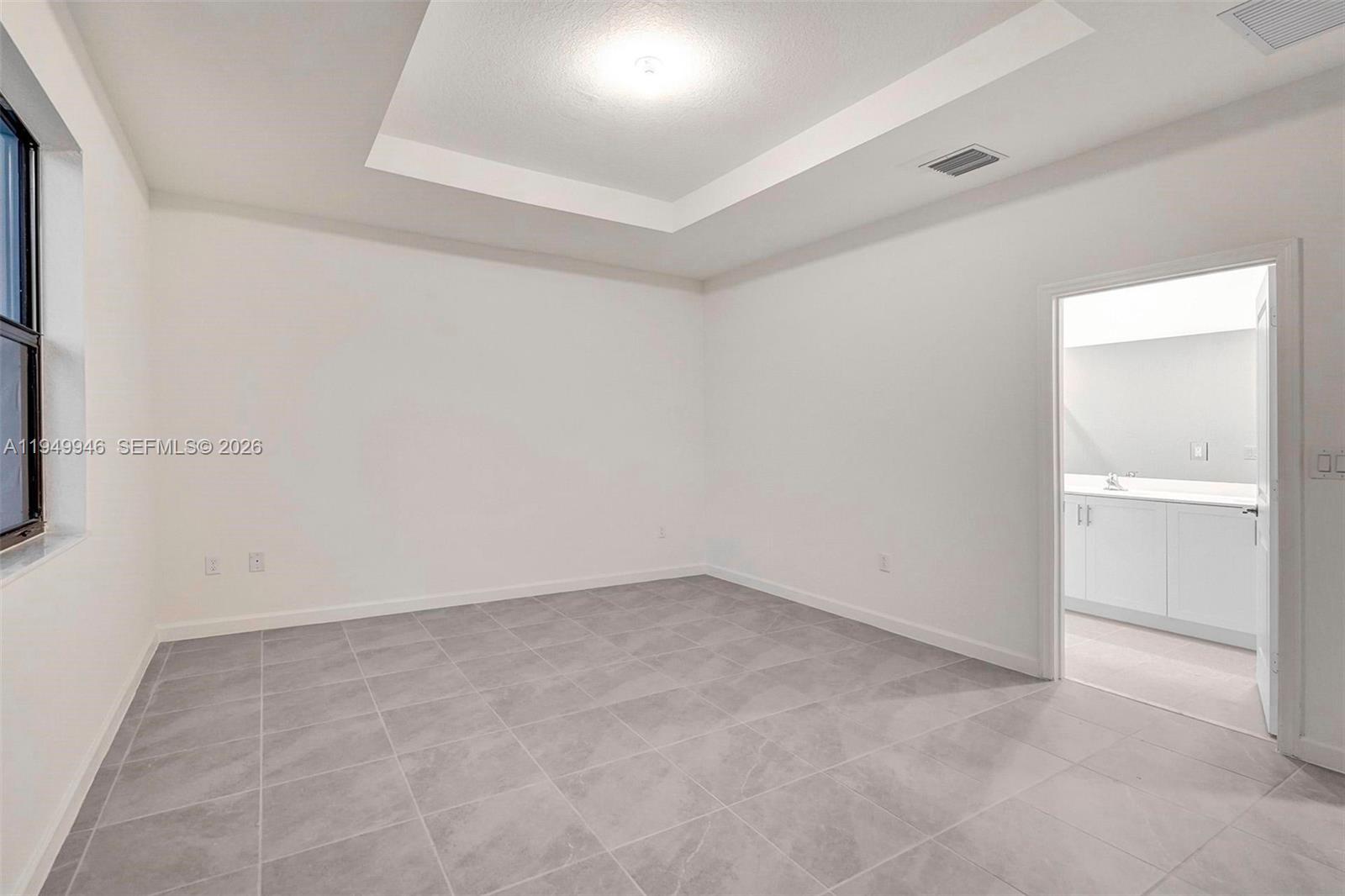 PINE VISTA - Residential