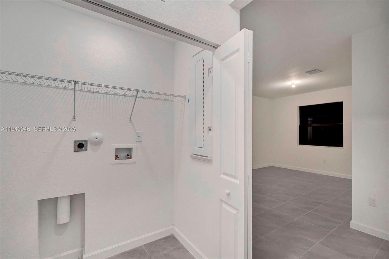 PINE VISTA - Residential