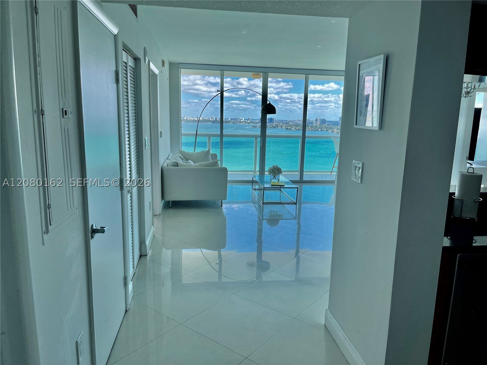 1800 N Bayshore Dr 2507
