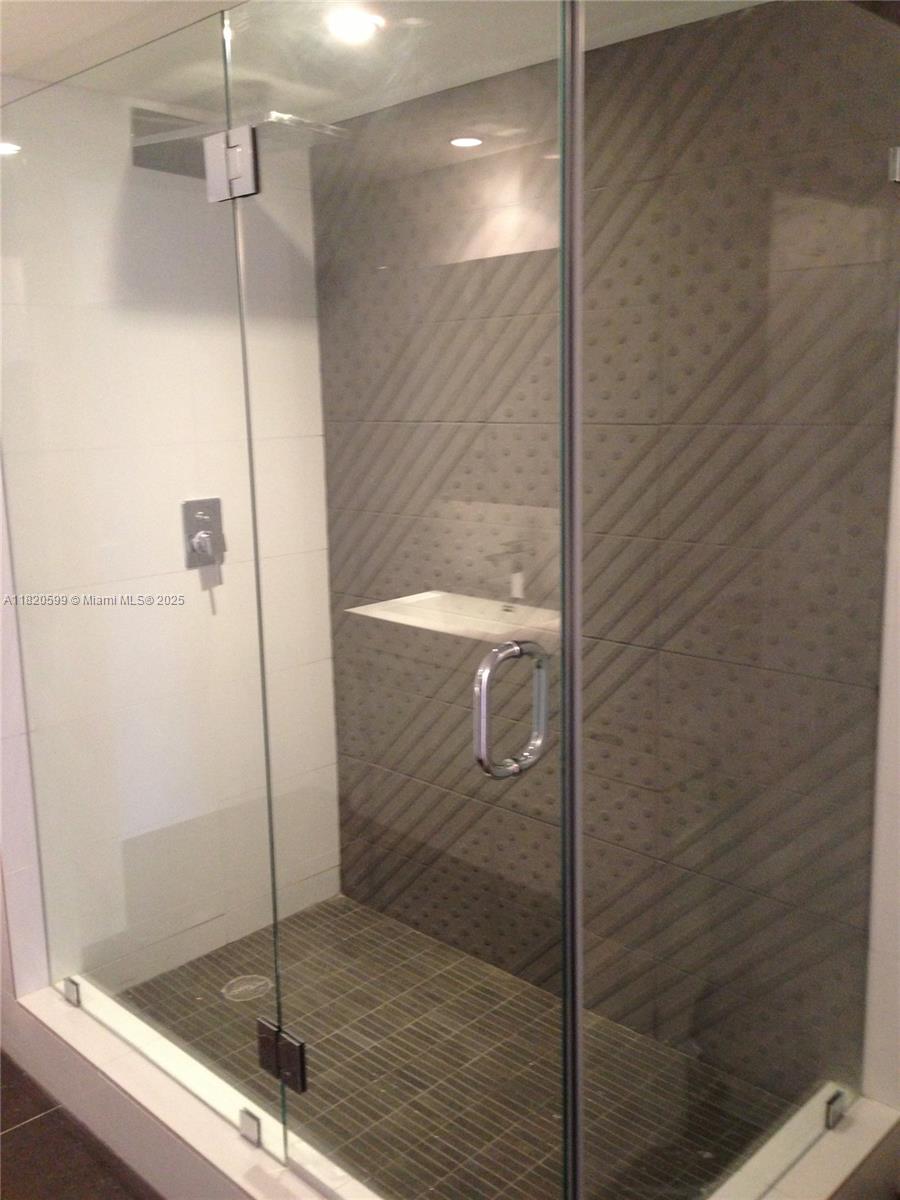RIMINI BEACH CONDO - Residential Lease