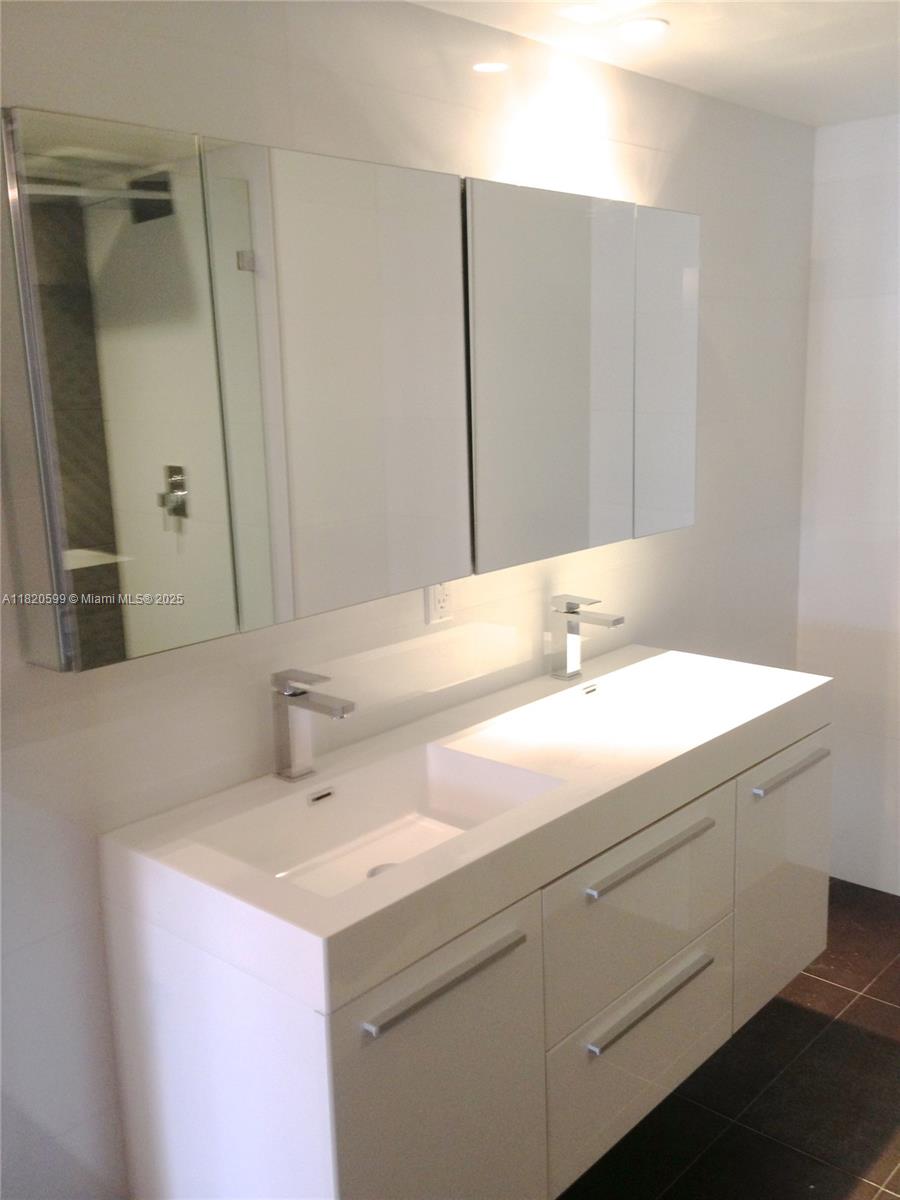 RIMINI BEACH CONDO - Residential Lease