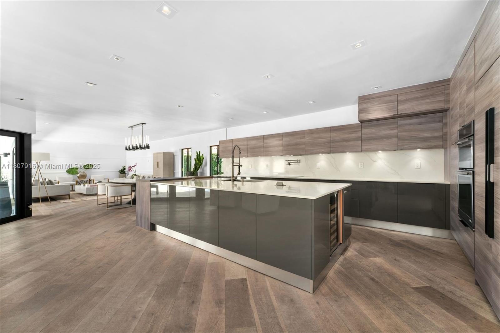 BAY POINT - Residential