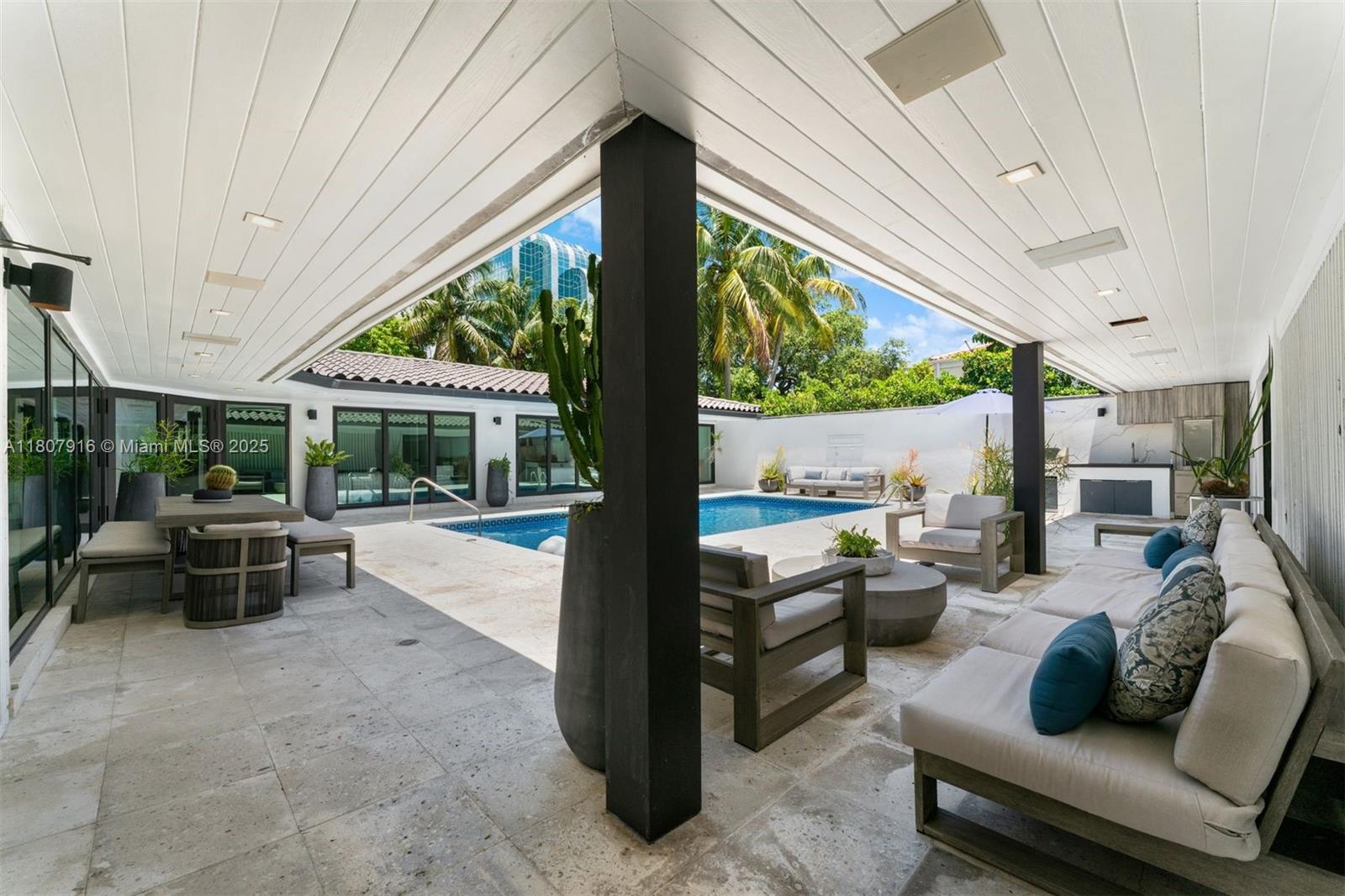 BAY POINT - Residential