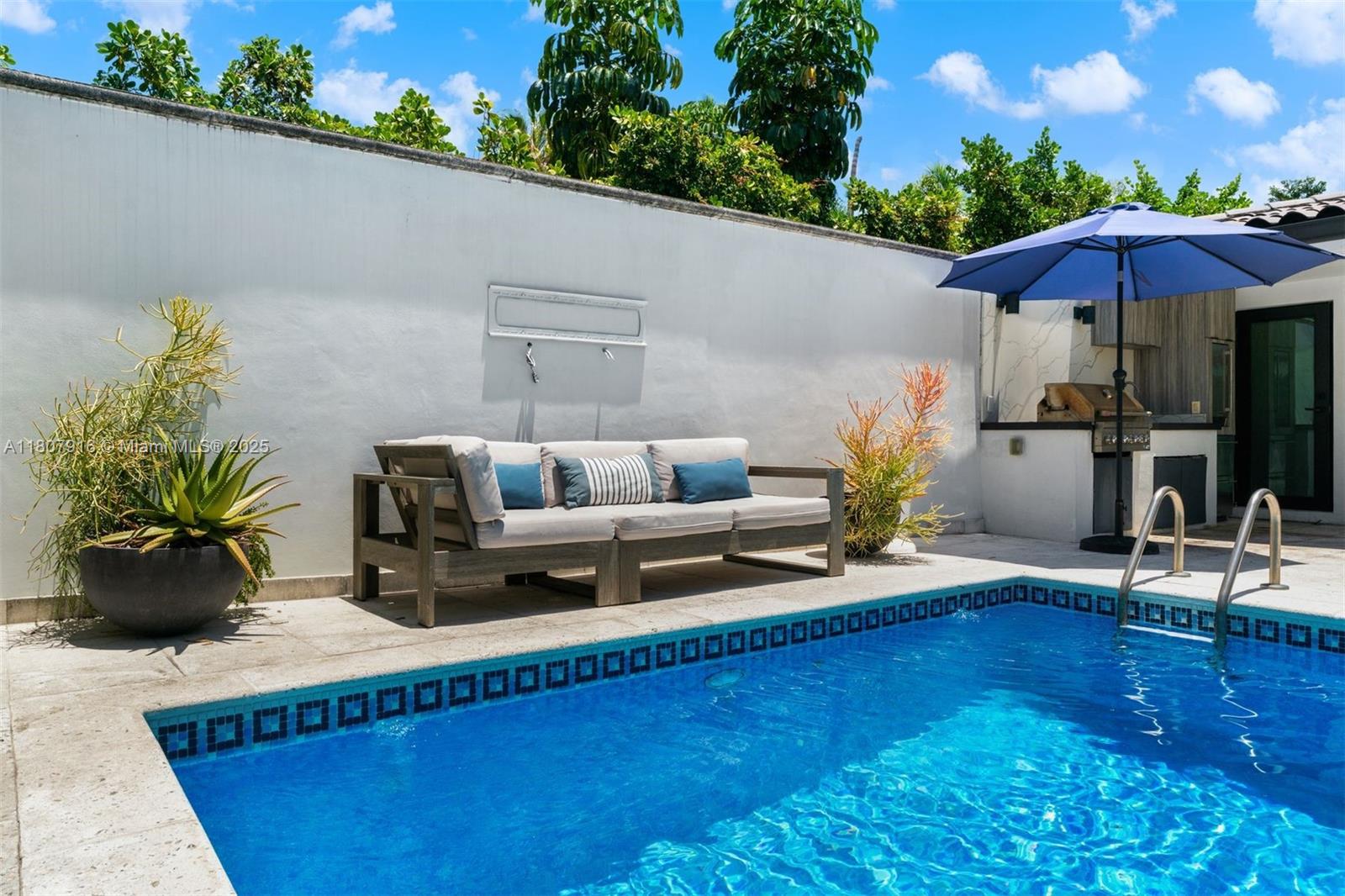 BAY POINT - Residential