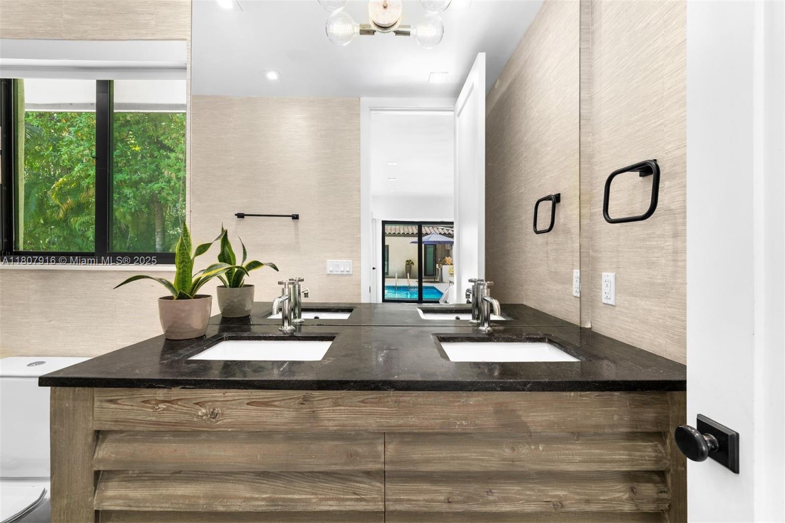 BAY POINT - Residential