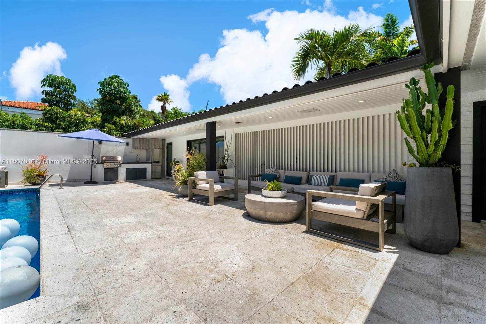 BAY POINT - Residential