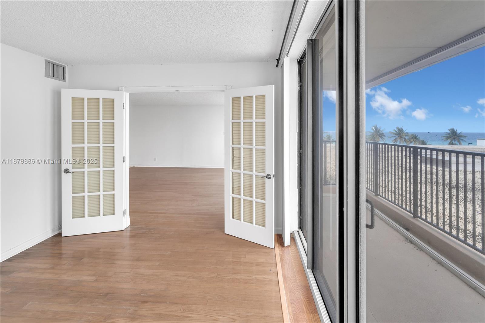 QUADOMAIN TOWER I AND IV - Residential Lease