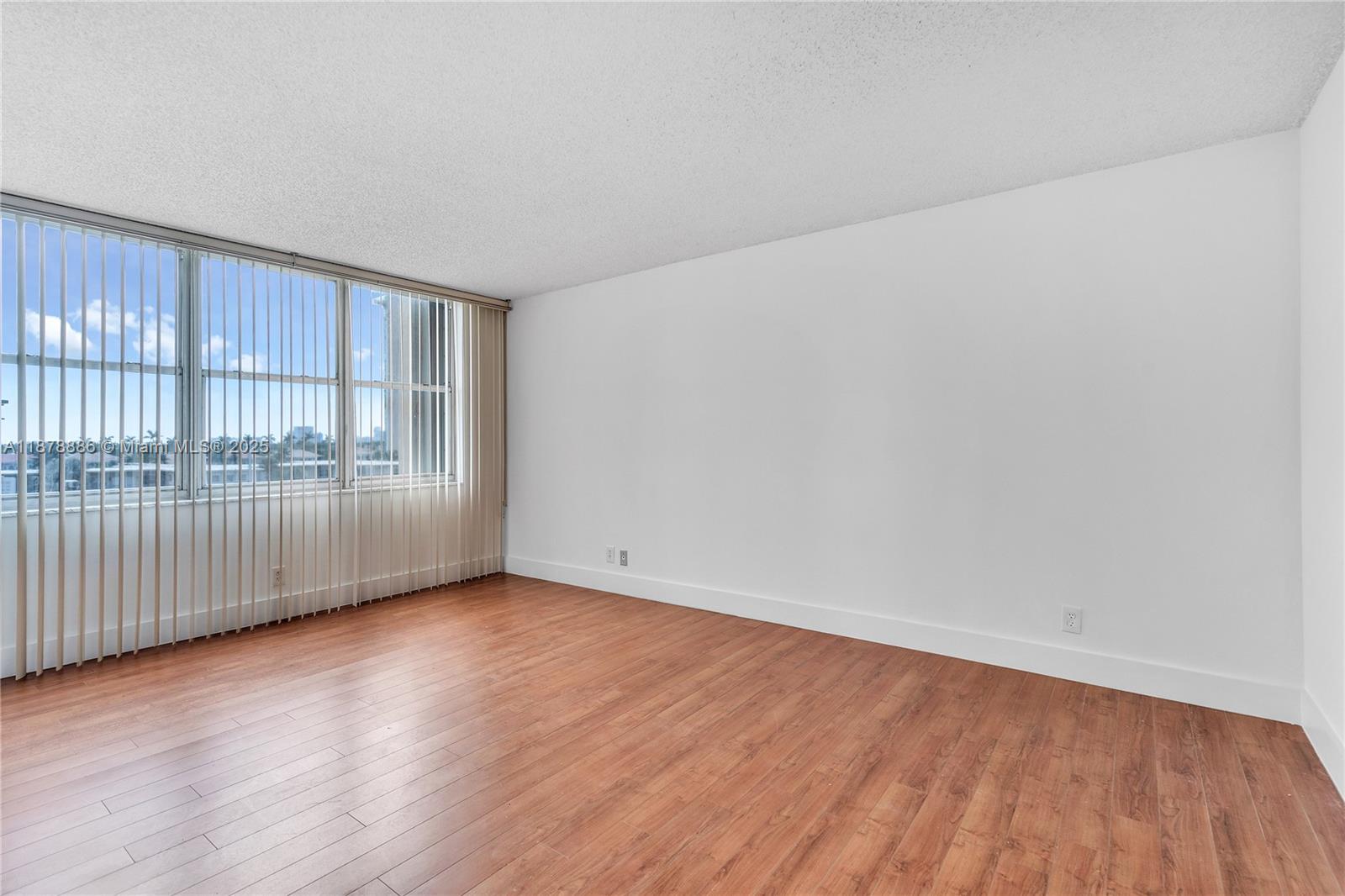 QUADOMAIN TOWER I AND IV - Residential Lease