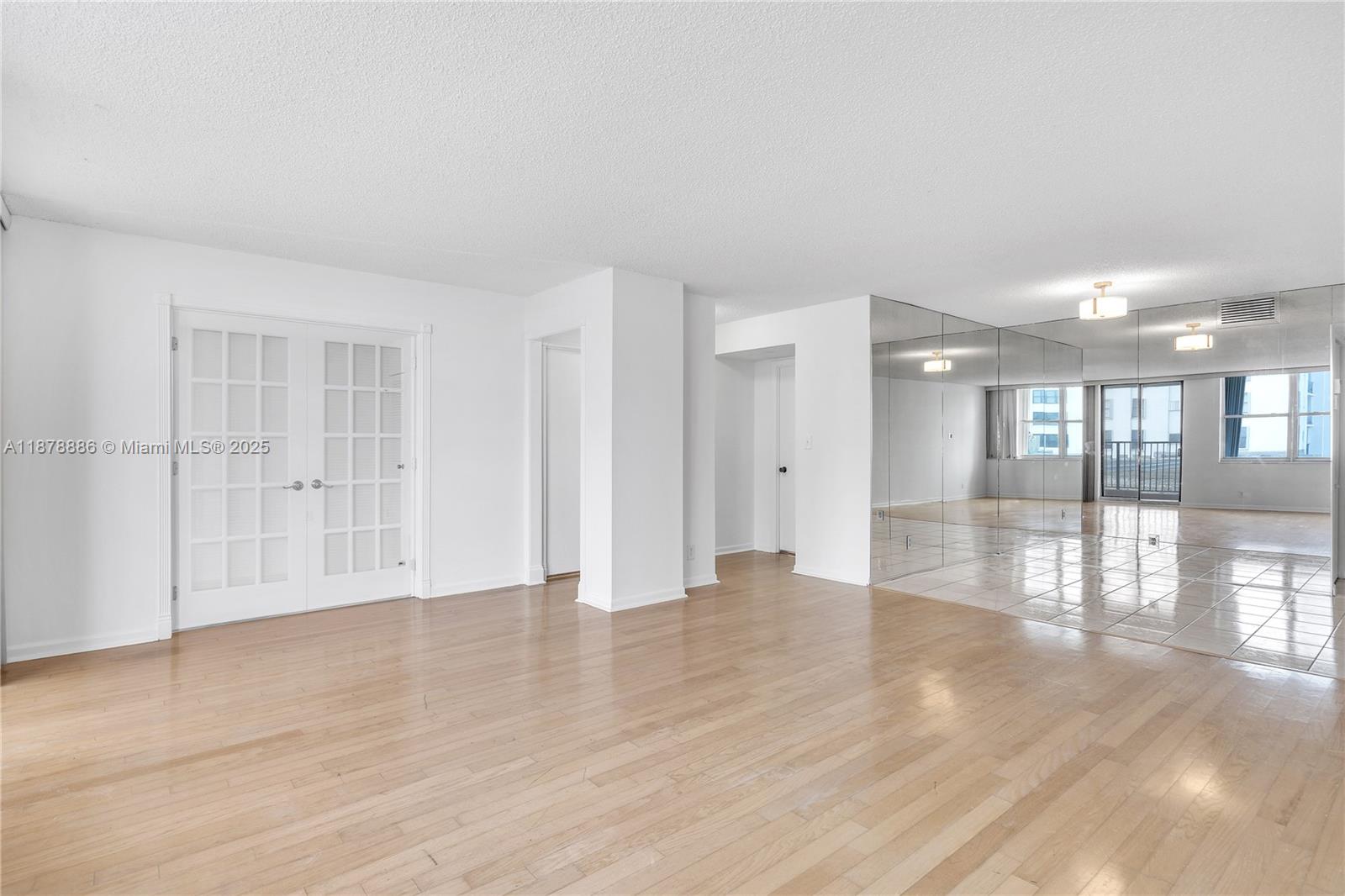 QUADOMAIN TOWER I AND IV - Residential Lease