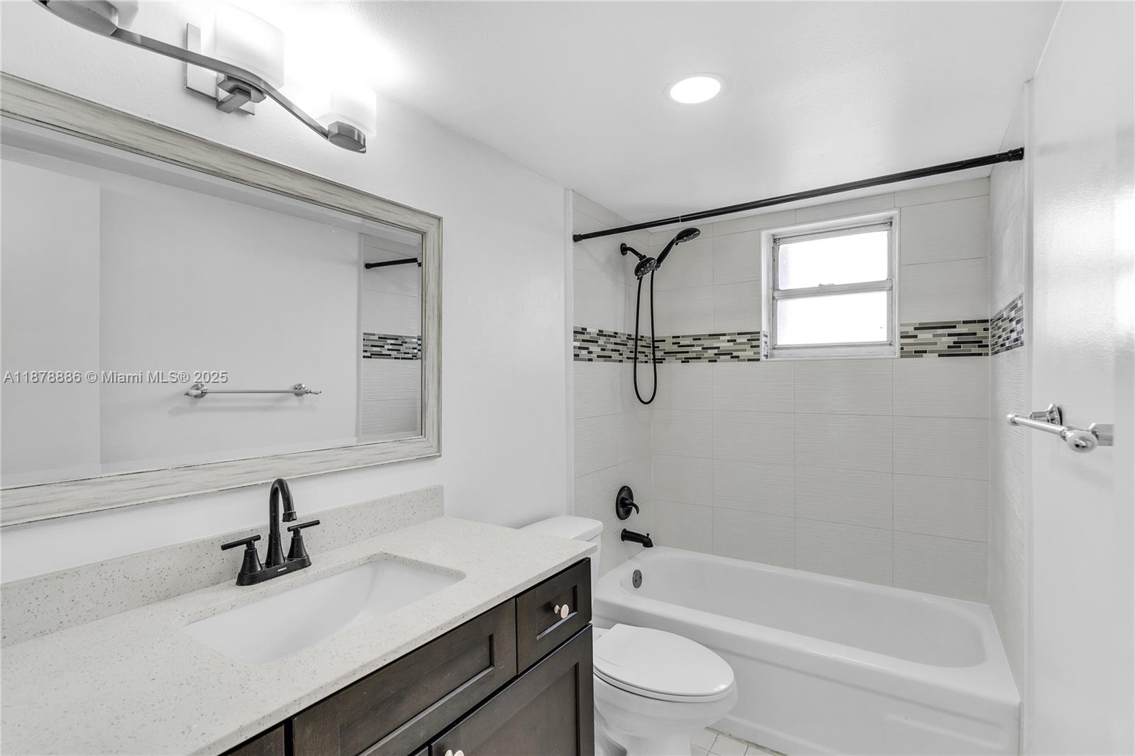 QUADOMAIN TOWER I AND IV - Residential Lease