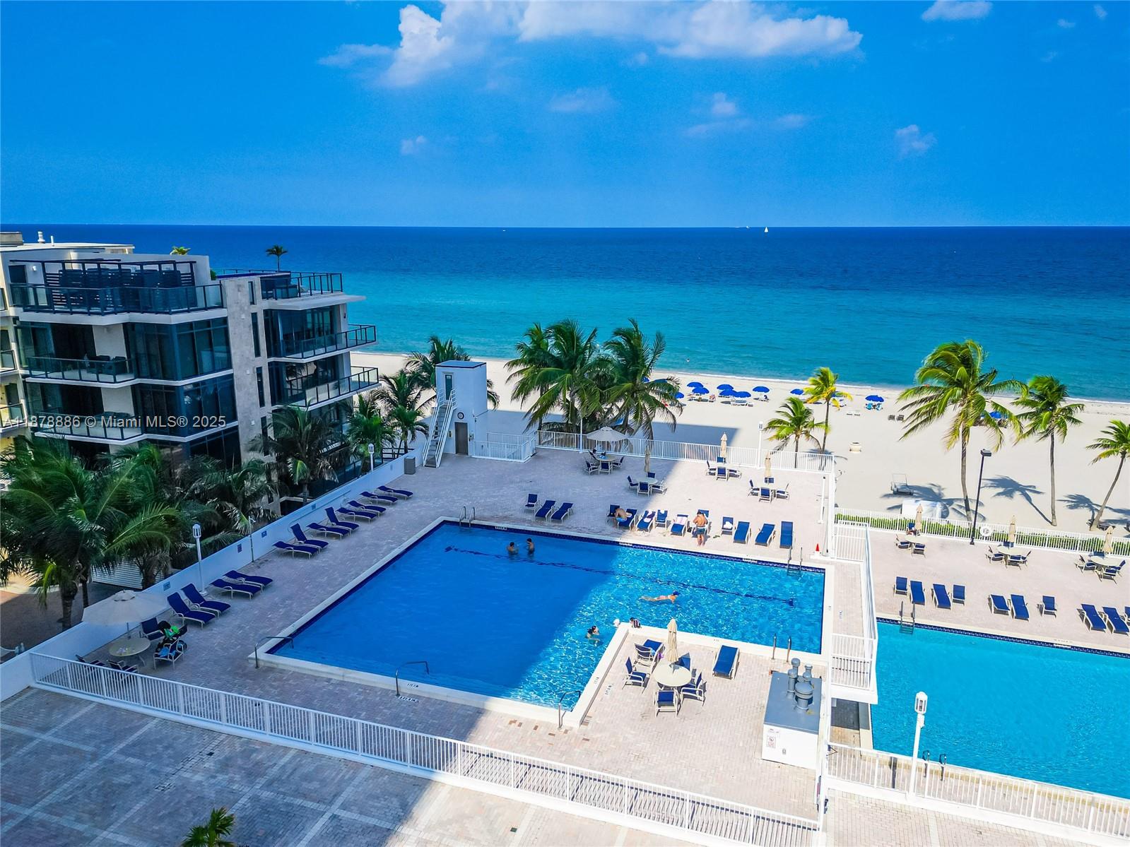 QUADOMAIN TOWER I AND IV - Residential Lease