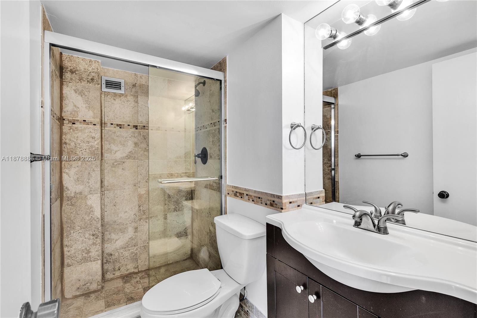 QUADOMAIN TOWER I AND IV - Residential Lease