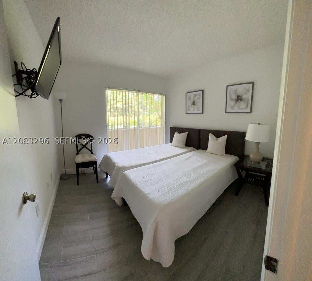 4740 NW 102nd Ave 106-14