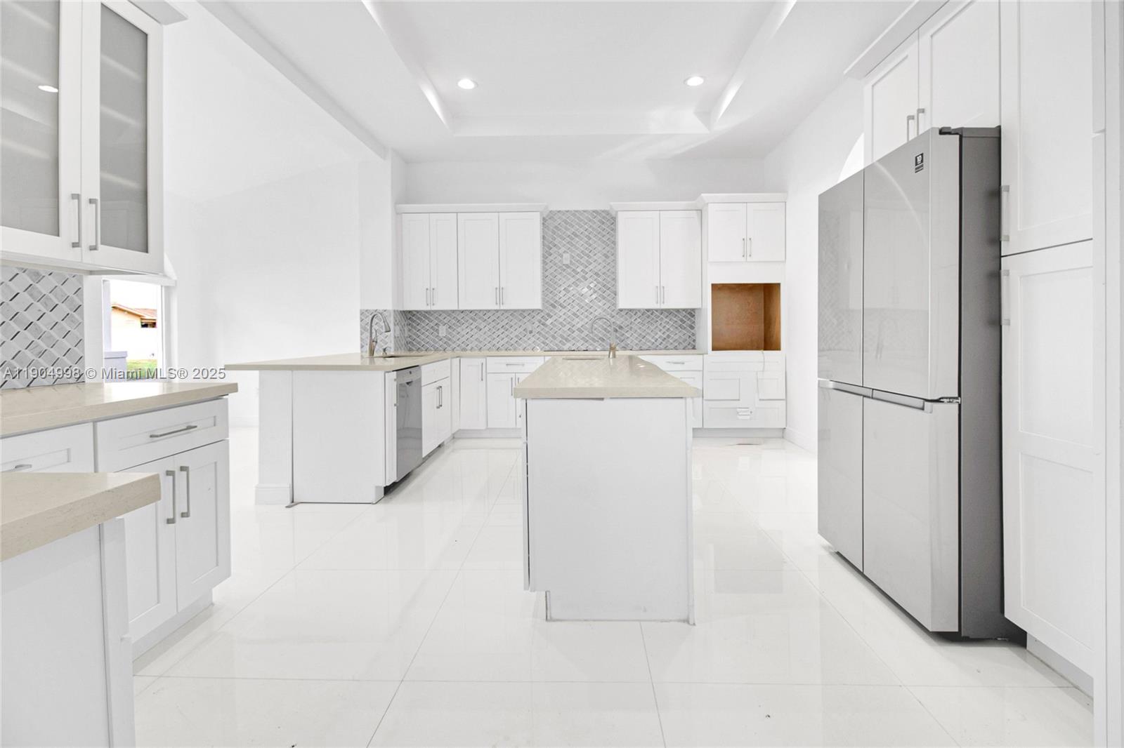 SWEETWATER ESTATES SUB - Residential