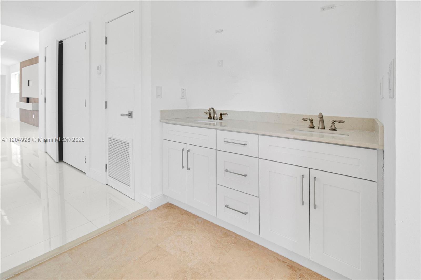 SWEETWATER ESTATES SUB - Residential