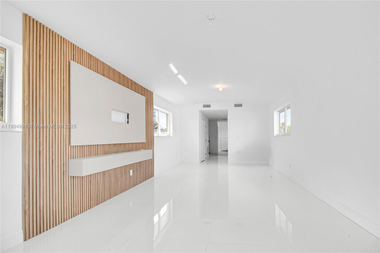 SWEETWATER ESTATES SUB - Residential