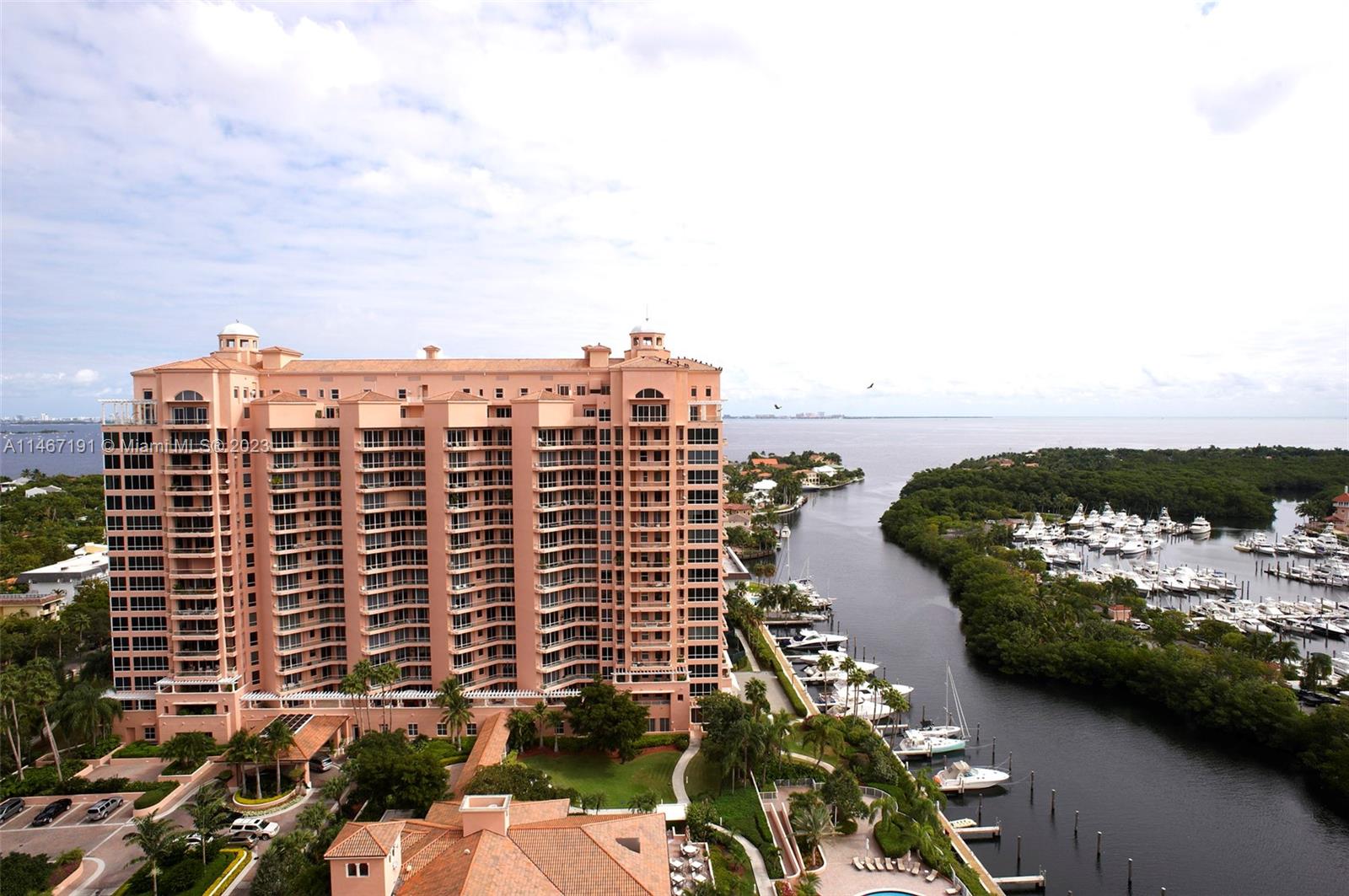 THE GABLES CONDO - Residential