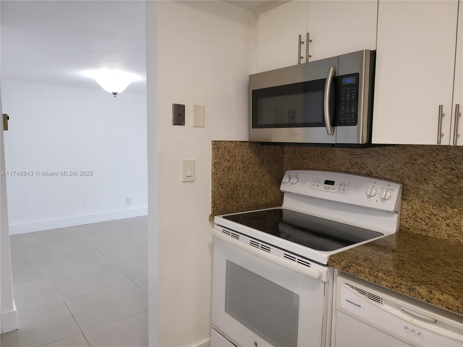CORONADO CONDO- TOWER II - Residential