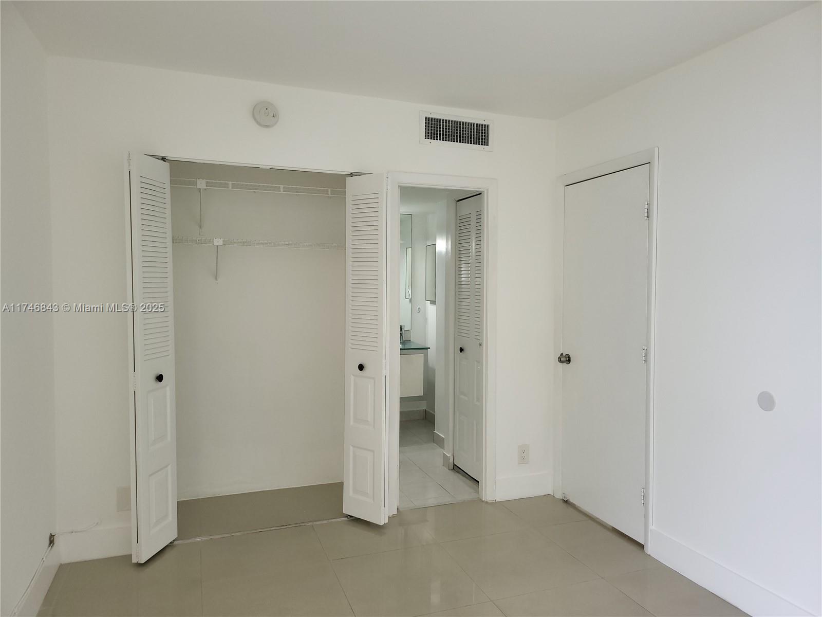 CORONADO CONDO- TOWER II - Residential