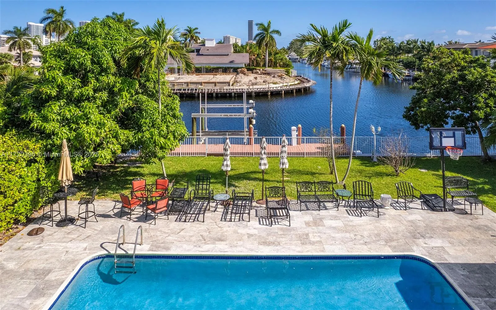 Hallandale Beach, Florida 33009, United States, 3 Bedrooms Bedrooms, ,3 BathroomsBathrooms,Residential,Active,21210