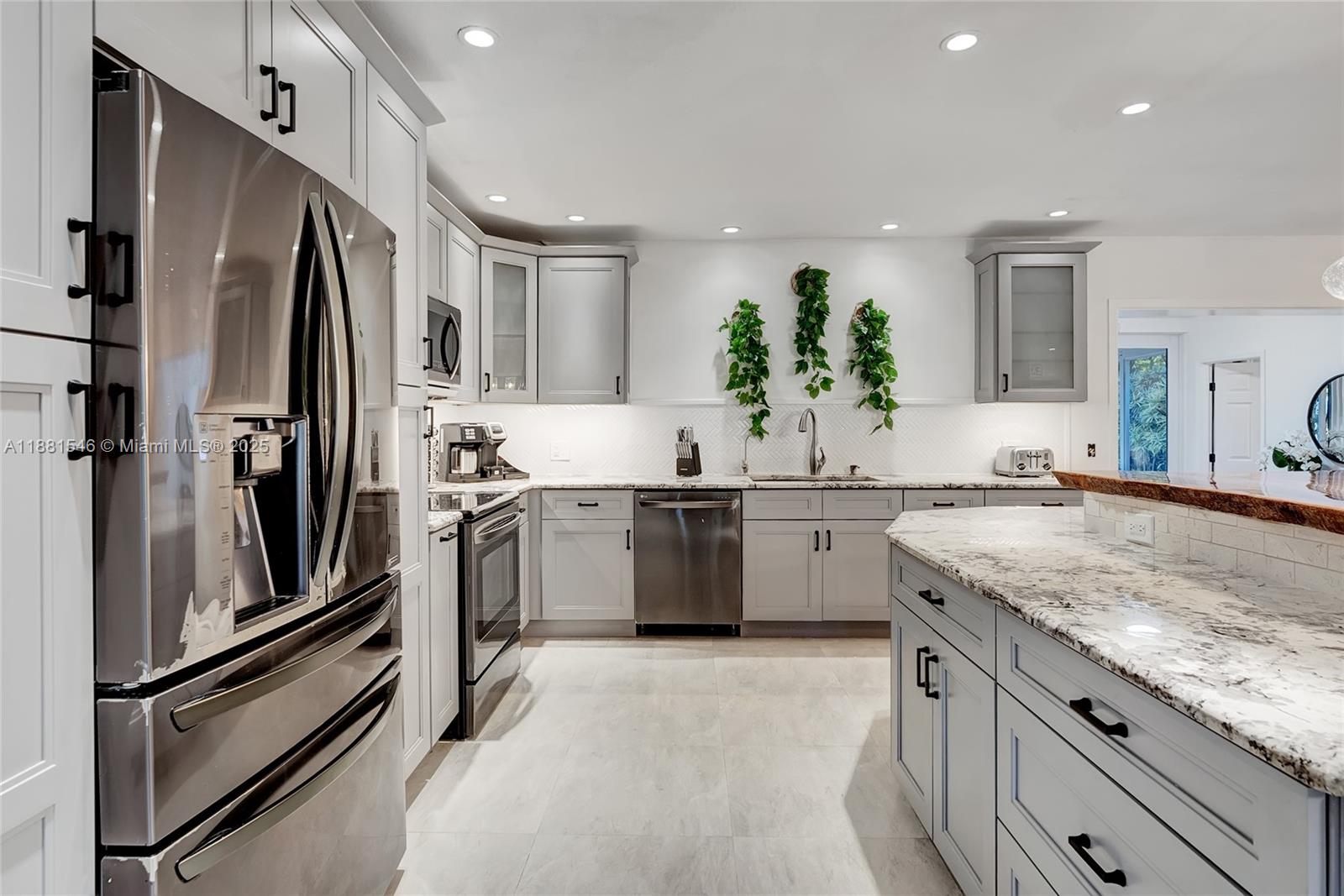 FLA FRUIT LANDS CO - Residential
