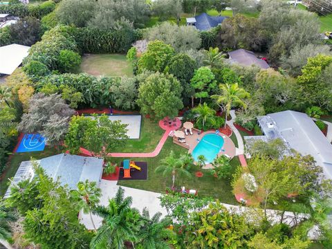Photo of 14330 SW 20th St, Davie, FL 33325 (MLS # A11881546)