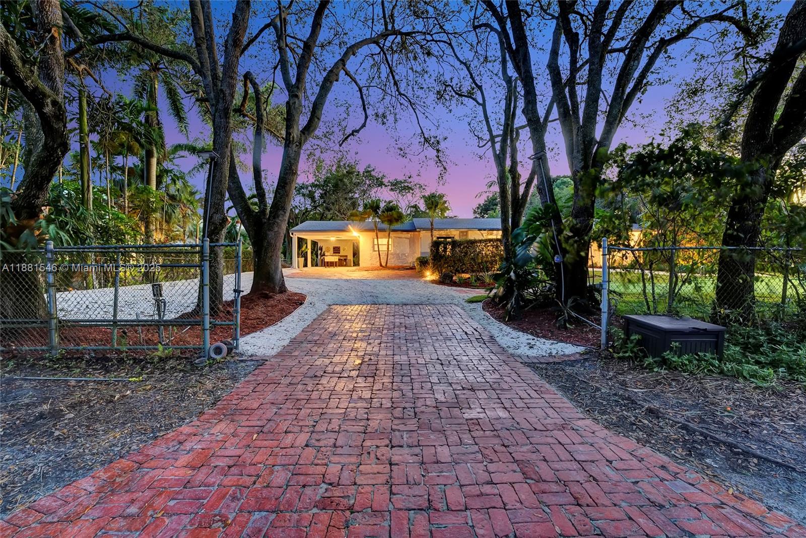 FLA FRUIT LANDS CO - Residential