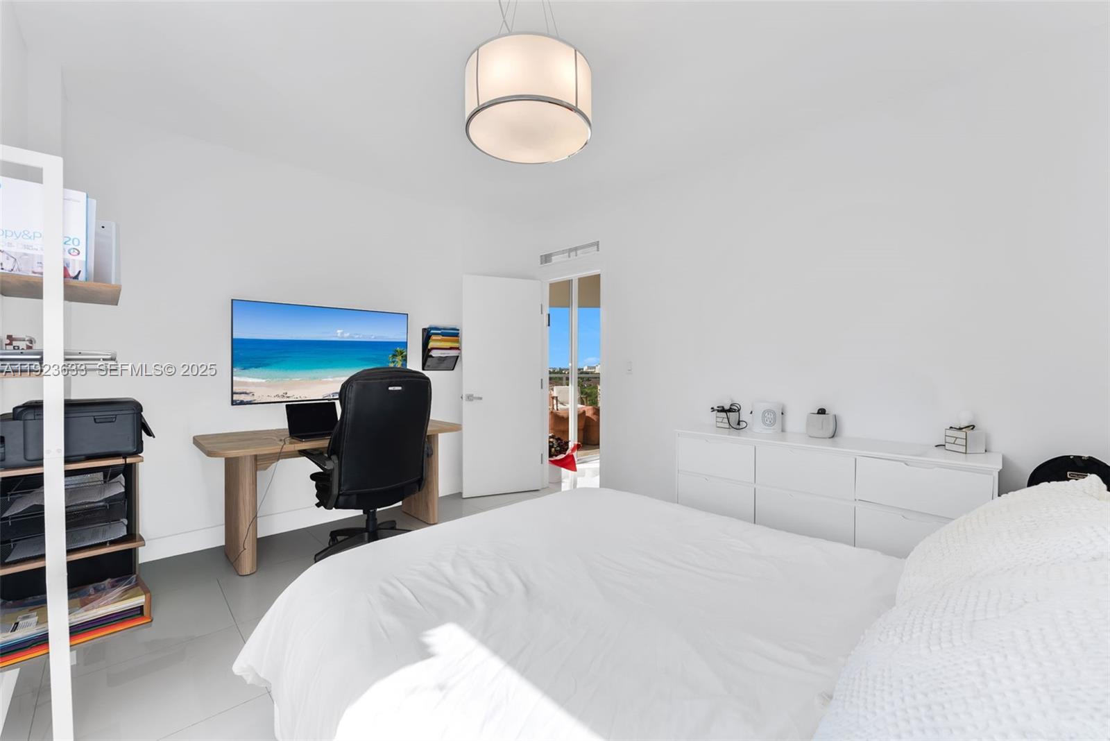 MARINA TOWER CONDO - Residential