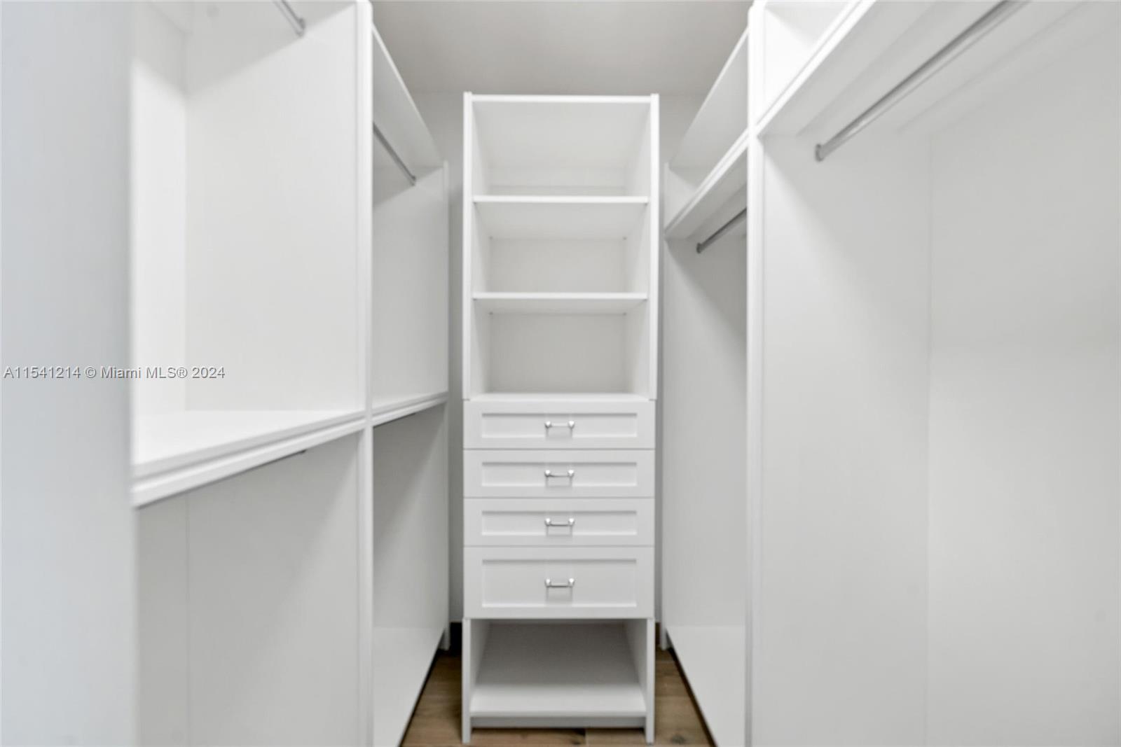 Port Largo - Residential