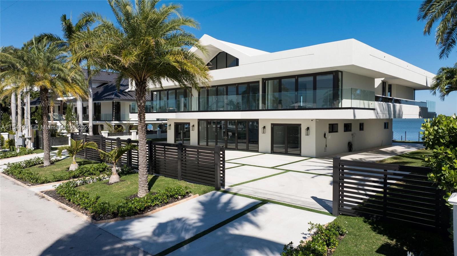 Port Largo - Residential