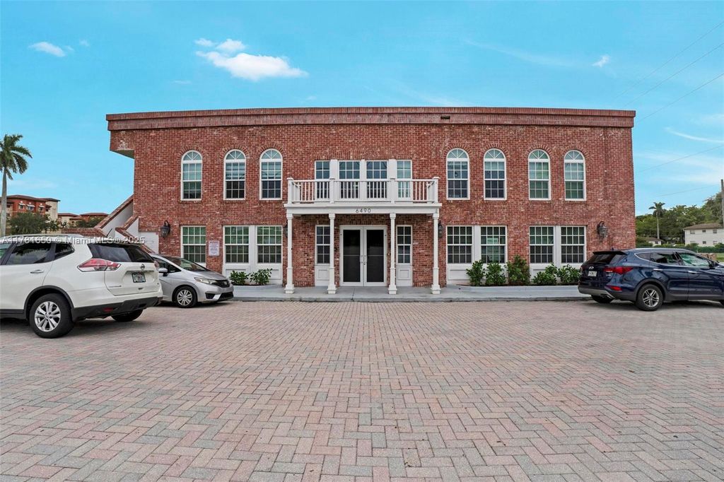 Photo of 6490 Griffin Rd #B, Davie, FL 33314 (MLS # A11781650)