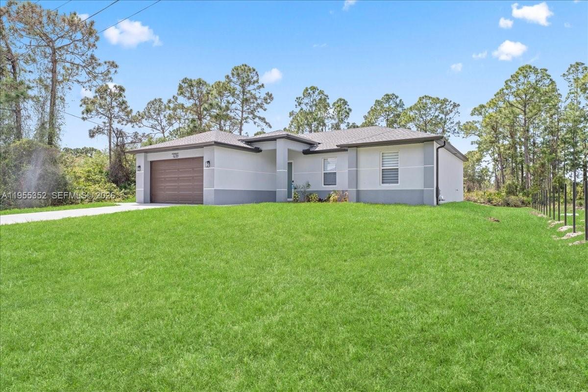 LEHIGH ACRES - Residential
