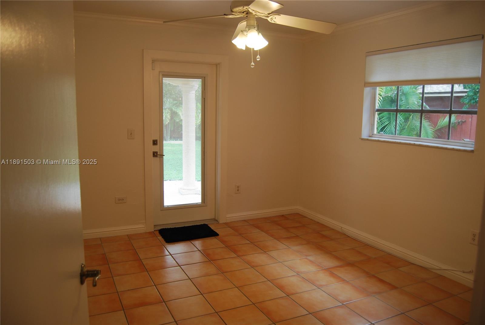 REV PL OF COUNTRY CLUB ES - Residential Lease