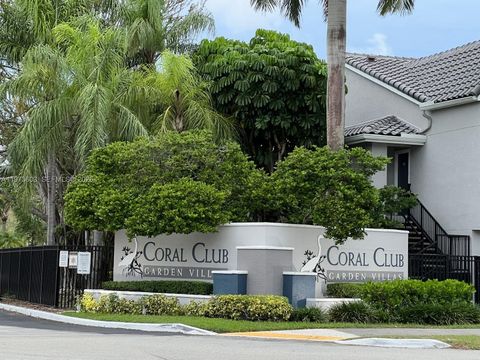 15067 SW 103rd Ter 14209 Miami FL 33196