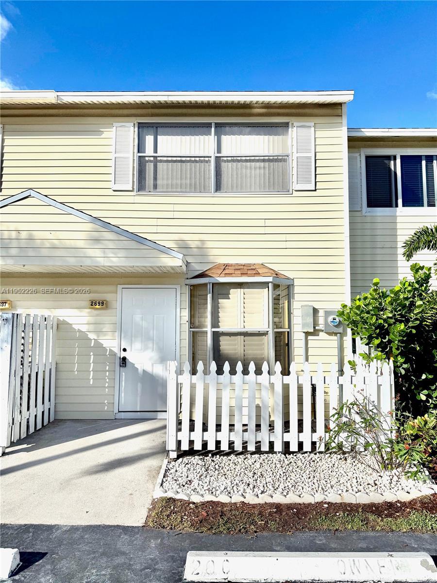 SUN HARBOUR - Residential