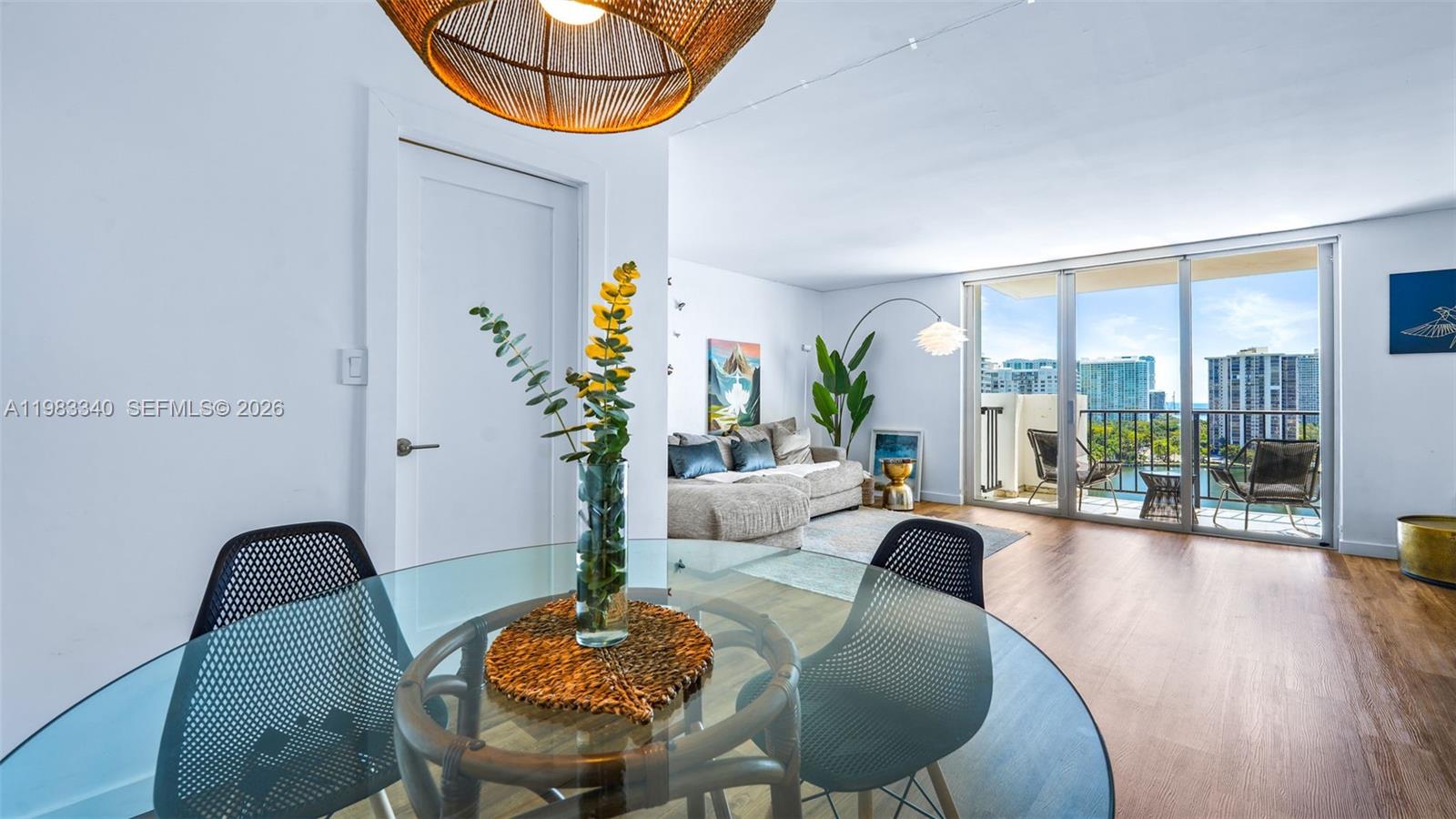 COMMODORE PLAZA CONDO - Residential