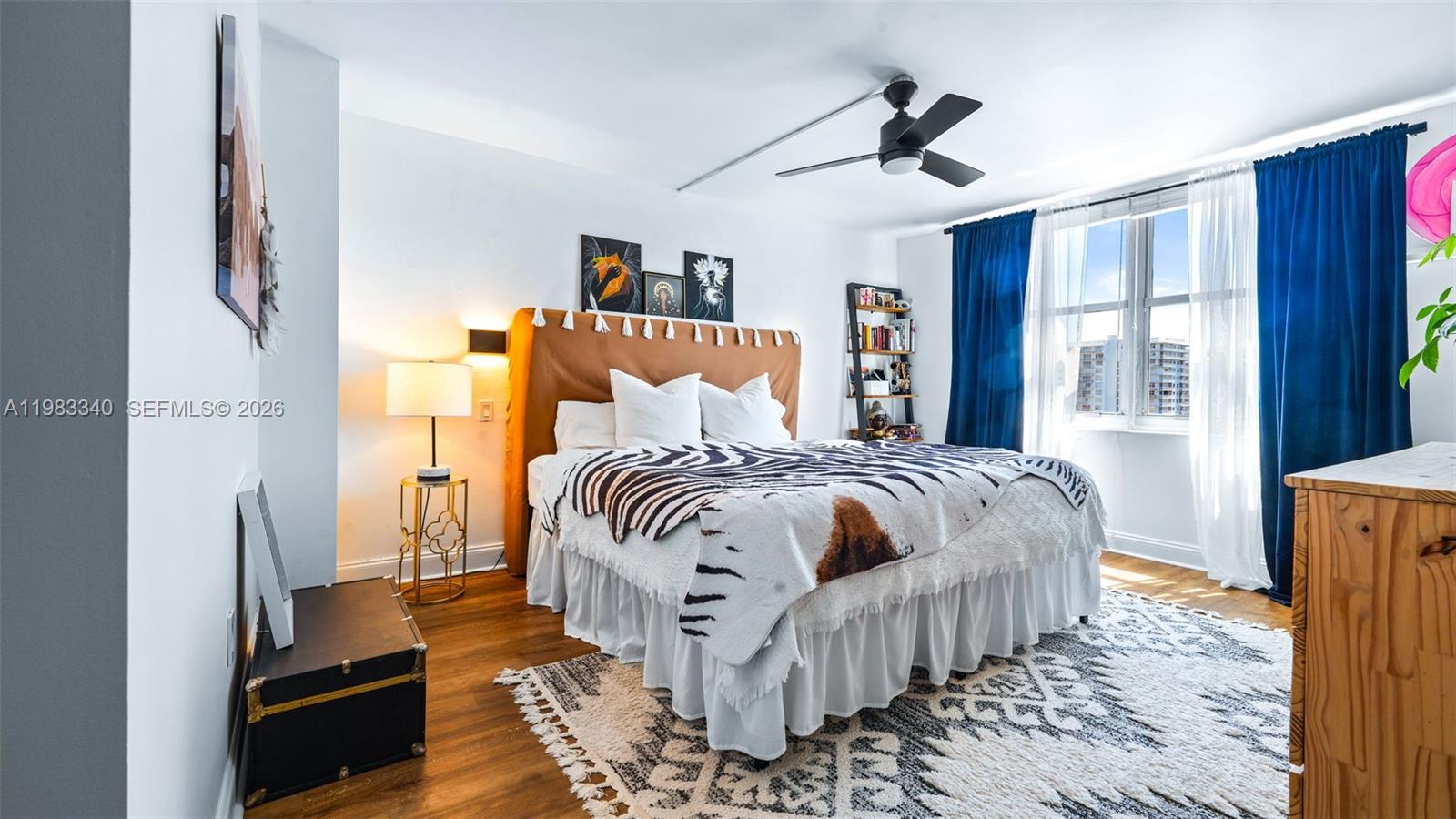 COMMODORE PLAZA CONDO - Residential