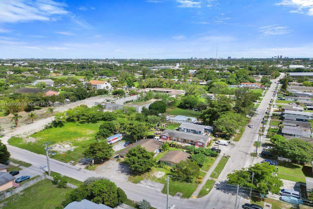 NORTH WEST LAUDERDALE - Residential Income