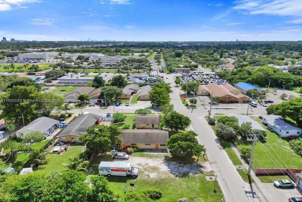 NORTH WEST LAUDERDALE - Residential Income