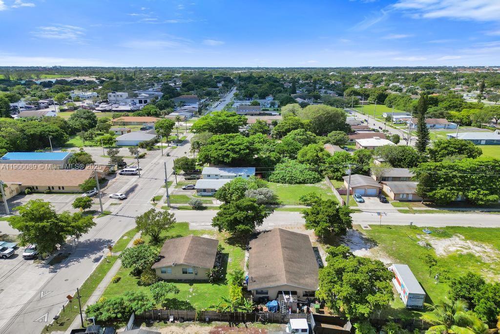 NORTH WEST LAUDERDALE - Residential Income