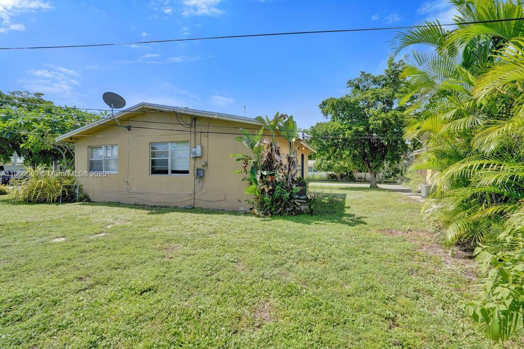 NORTH WEST LAUDERDALE - Residential Income